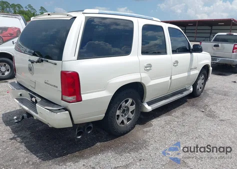 2005 Cadillac Escalade Standard из США, поврежденный, VIN 1GYEC63N05R232831